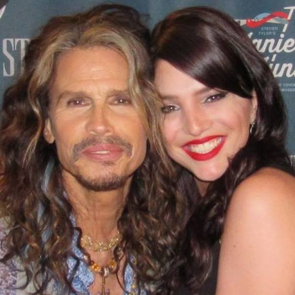 Meet your Posher, Daniella - Picture 1 of 1